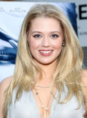 Brooke Newton Height, Weight, Birthday, Hair Color, Eye Color