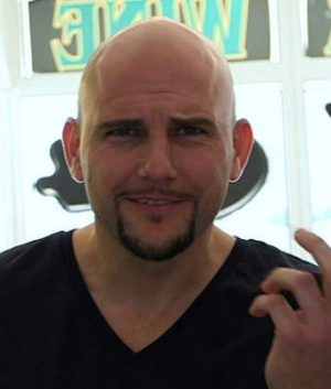 J. マック