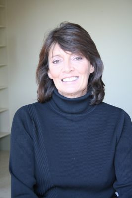 سارا داگلاس