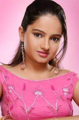 Giaa Manek