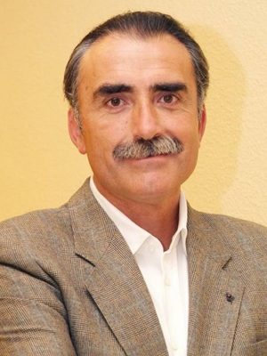 Juan y Medio
