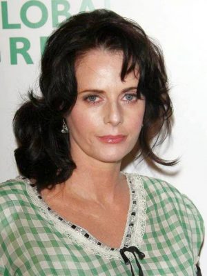 Lisa Blount