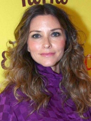 Issabela Camil