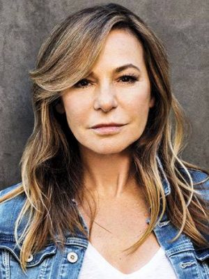 Linda Doucett