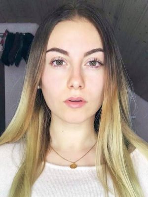 MissNici (Nicole)
