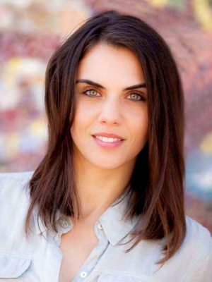 Elizabeth Saint