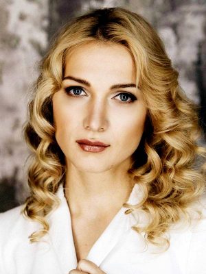 Polina Kutsenko