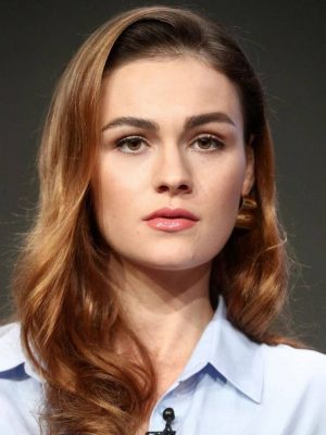 Sophie Skelton