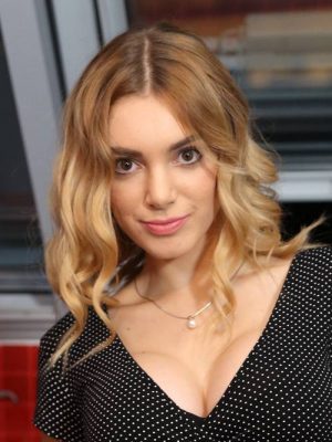 Paola Hard