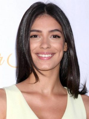 Laysla De Oliveira