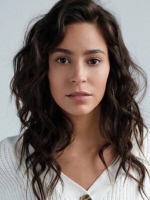 Alexxis Lemire