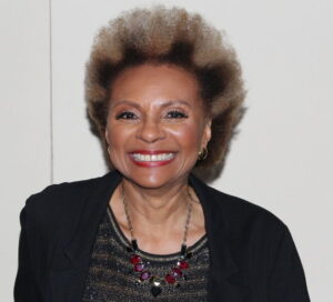 Leslie Uggams Größe, Gewicht, Geburtsdatum, Haarfarbe, Augenfarbe Leslie Uggams Größe, Gewicht, Geburtsdatum, Haarfarbe, Augenfarbe